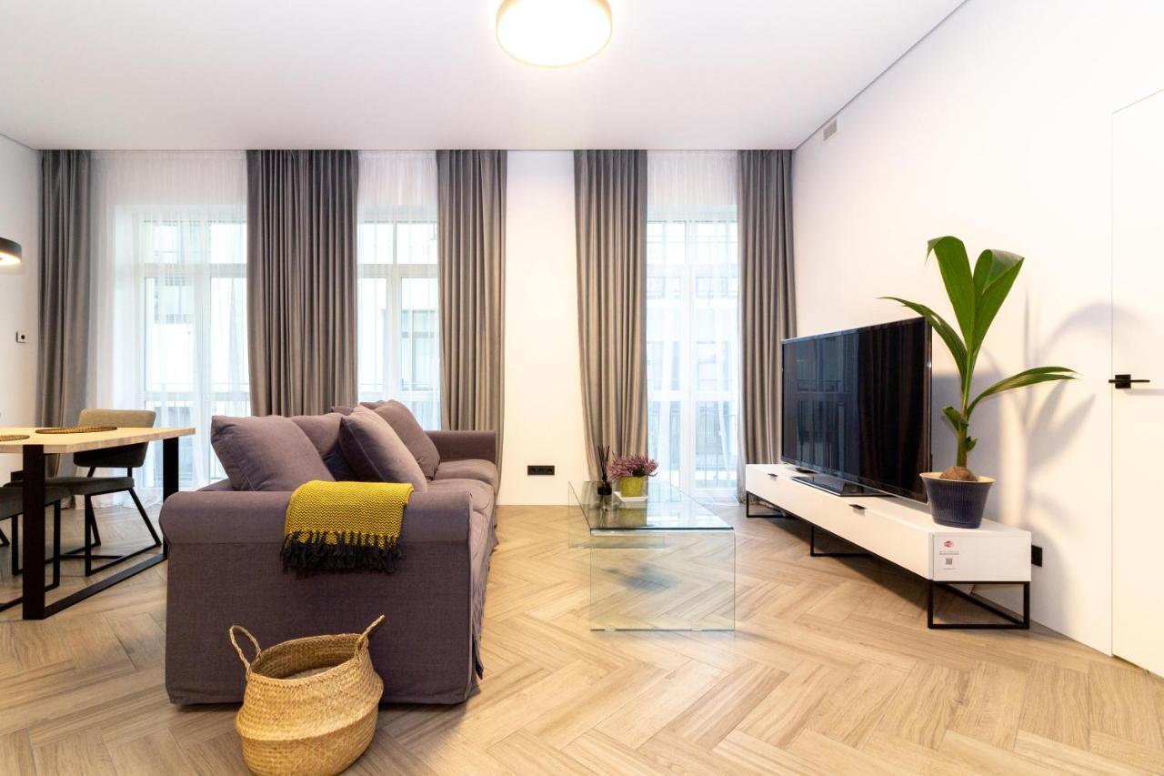 Cohost I Oldtown 60M2 Apt W-Garage Parking, Balcony & Self Check-In VNO Buitenkant foto
