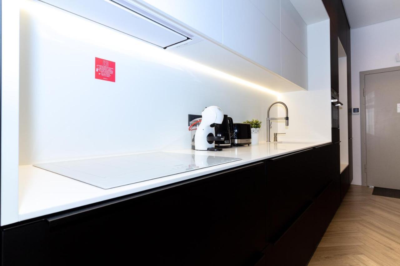 Cohost I Oldtown 60M2 Apt W-Garage Parking, Balcony & Self Check-In VNO Buitenkant foto