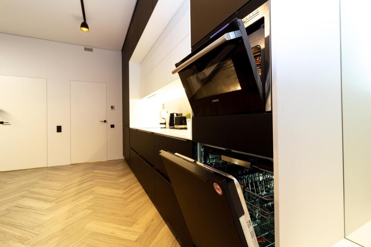 Cohost I Oldtown 60M2 Apt W-Garage Parking, Balcony & Self Check-In VNO Buitenkant foto