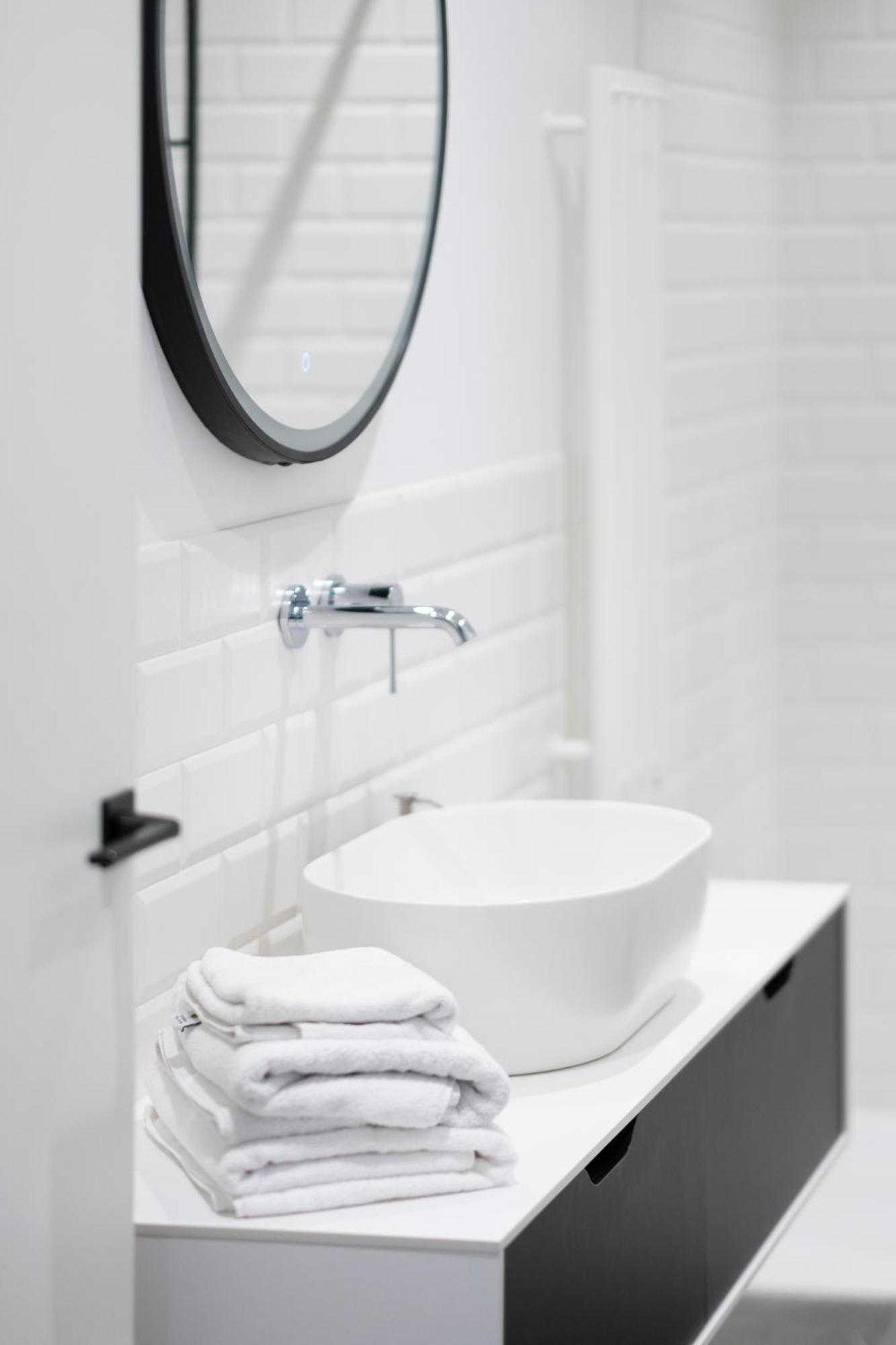 Cohost I Oldtown 60M2 Apt W-Garage Parking, Balcony & Self Check-In VNO Buitenkant foto