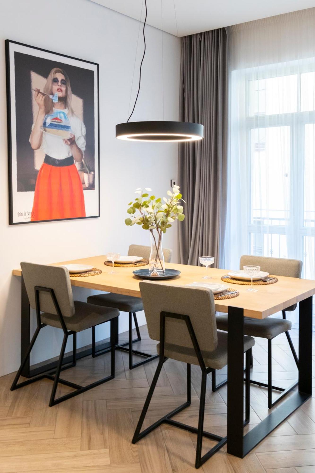 Cohost I Oldtown 60M2 Apt W-Garage Parking, Balcony & Self Check-In VNO Buitenkant foto