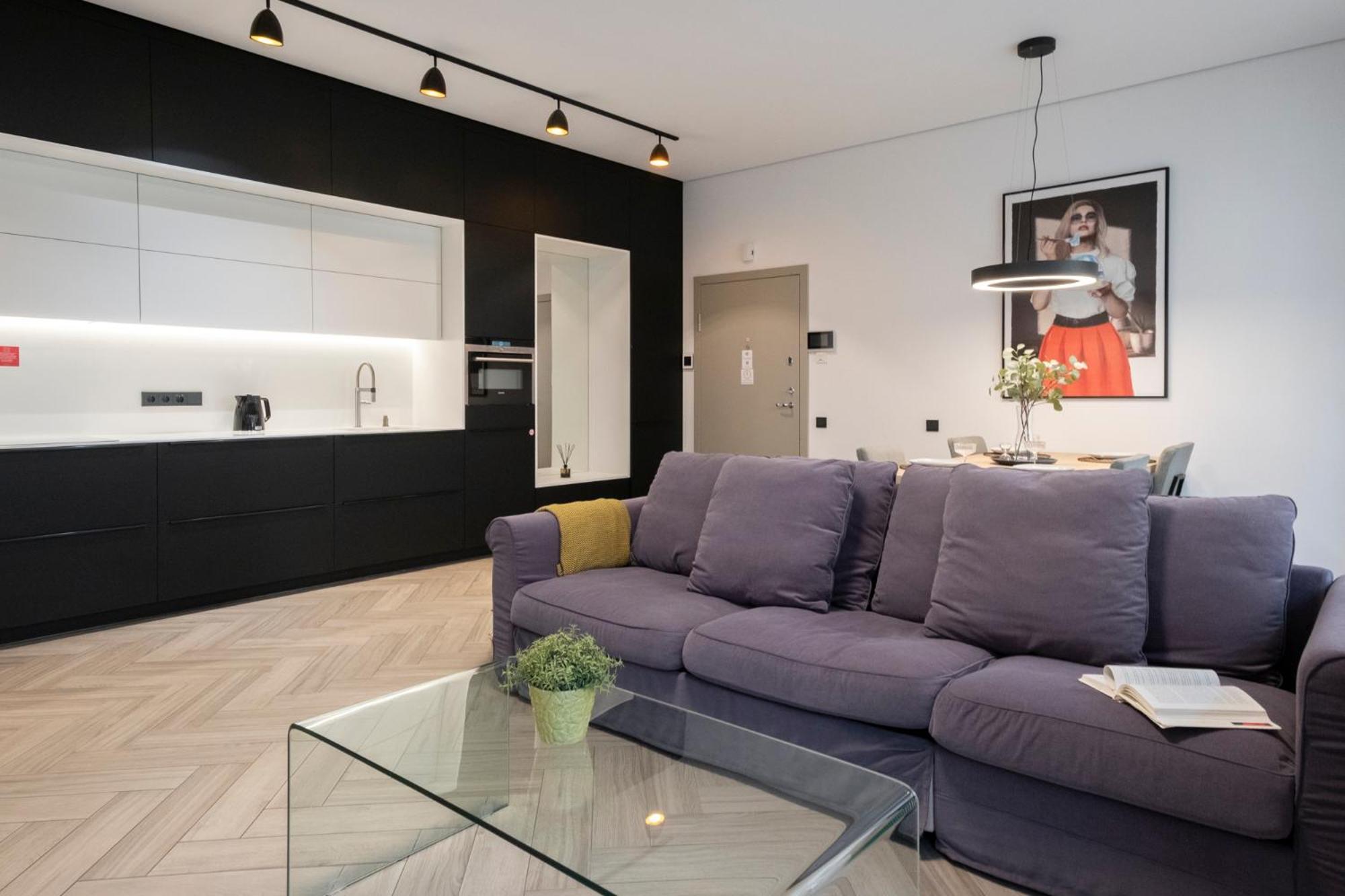 Cohost I Oldtown 60M2 Apt W-Garage Parking, Balcony & Self Check-In VNO Buitenkant foto